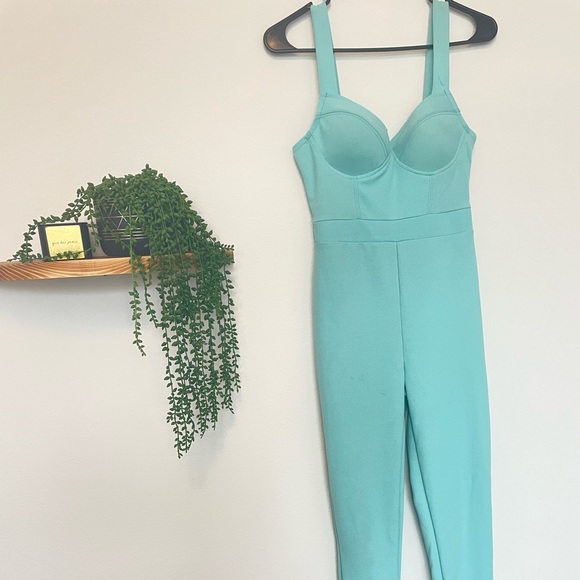 Light blue jumpsuit - Picture 2 of 3